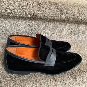 Magnanni  Men's Black Velvet/Leather Dress Shoes.